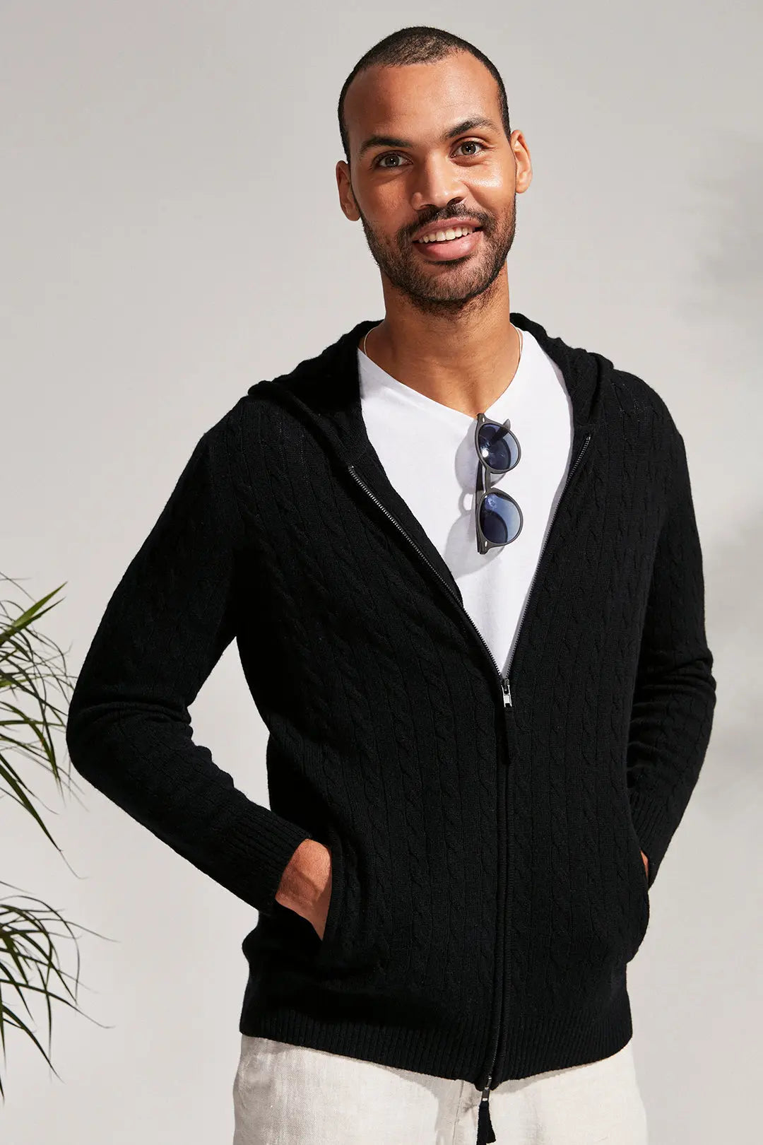 Siyah Kaşmirli Amerigo Kapüşonlu Fermuarlı Hırka Silk and Cashmere