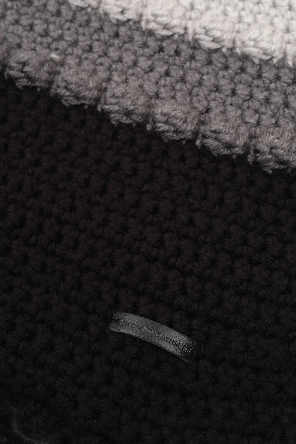 Siyah Nancy Saf Yün Kadn Çanta Silk and Cashmere