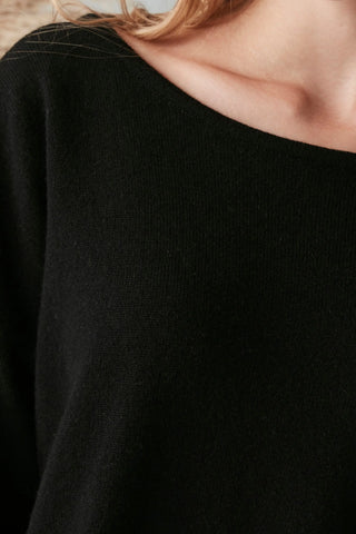 Siyah Saf Kaşmir Kayık Yaka Kostir Tunik Silk and Cashmere