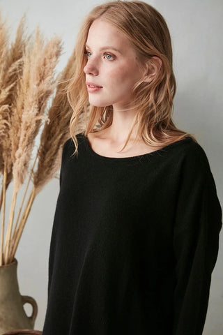 Siyah Saf Kaşmir Kayık Yaka Kostir Tunik Silk and Cashmere