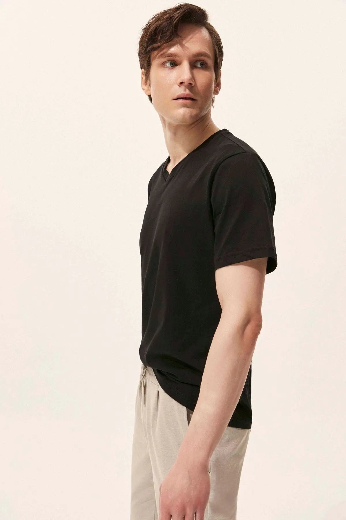 Siyah & More Erkek V Yaka  Kısa Kollu Pamuk Tişört Silk and Cashmere