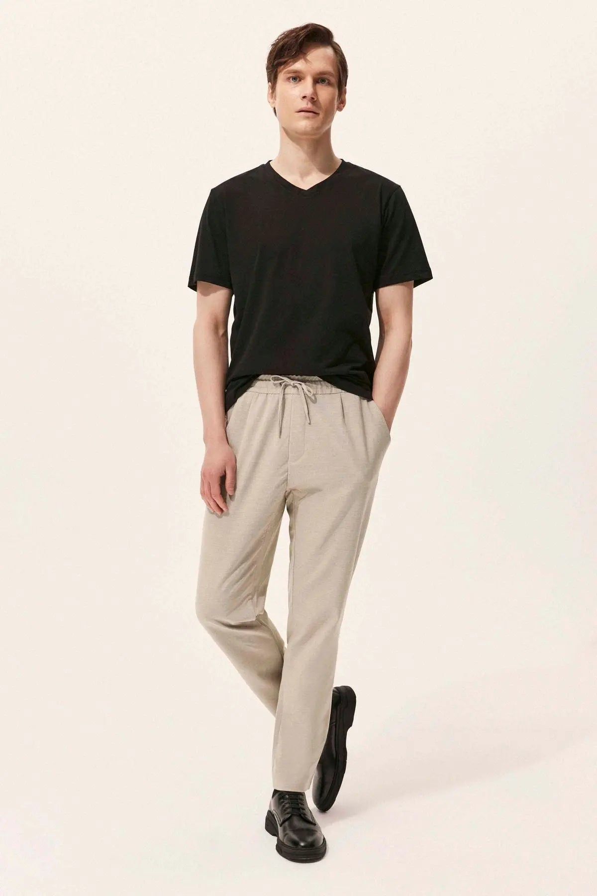 Siyah & More Erkek V Yaka  Kısa Kollu Pamuk Tişört Silk and Cashmere