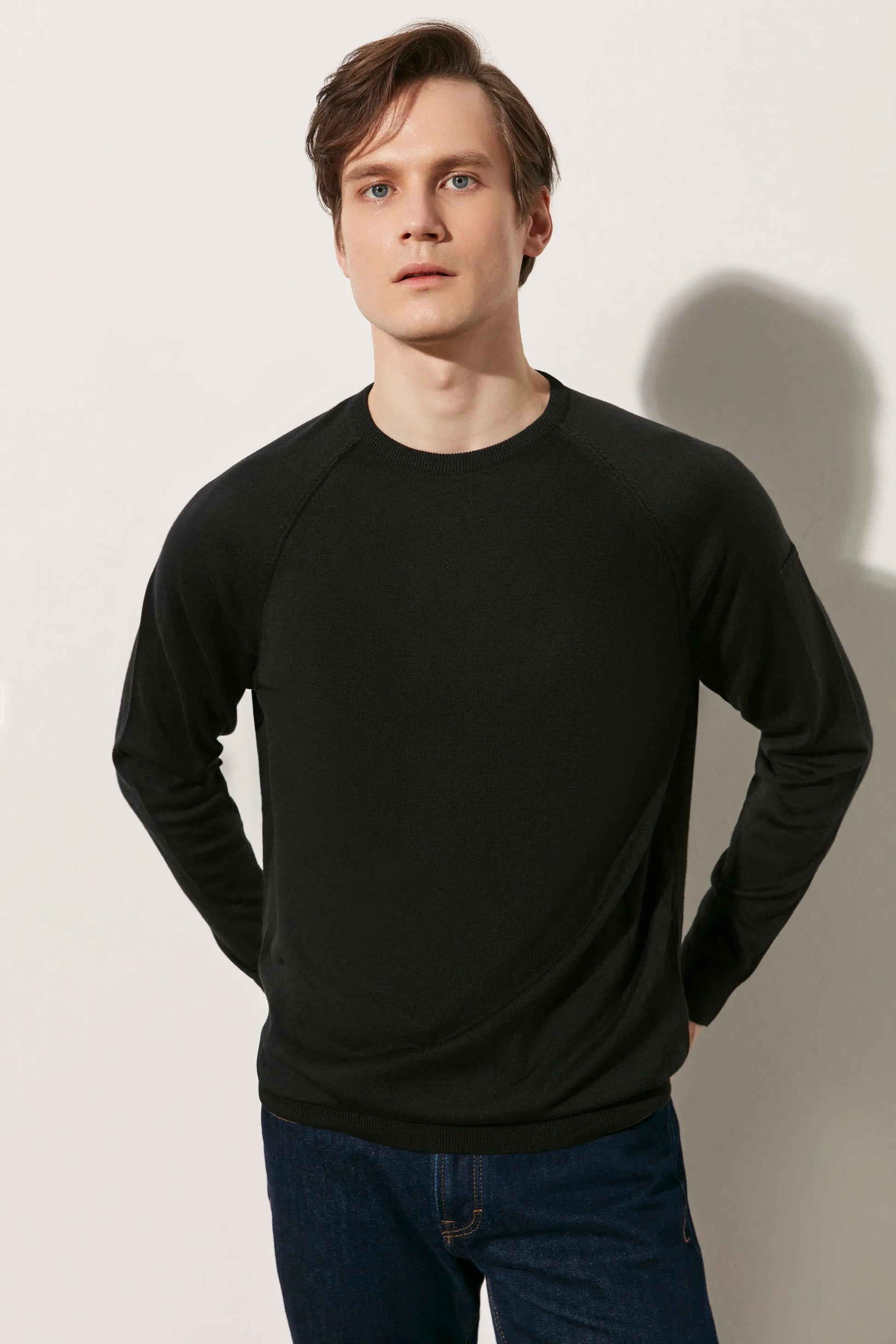 Siyah pek Pamuk Quentin Yuvarlak Yaka Uzun Kollu Erkek Triko Kazak Silk and Cashmere