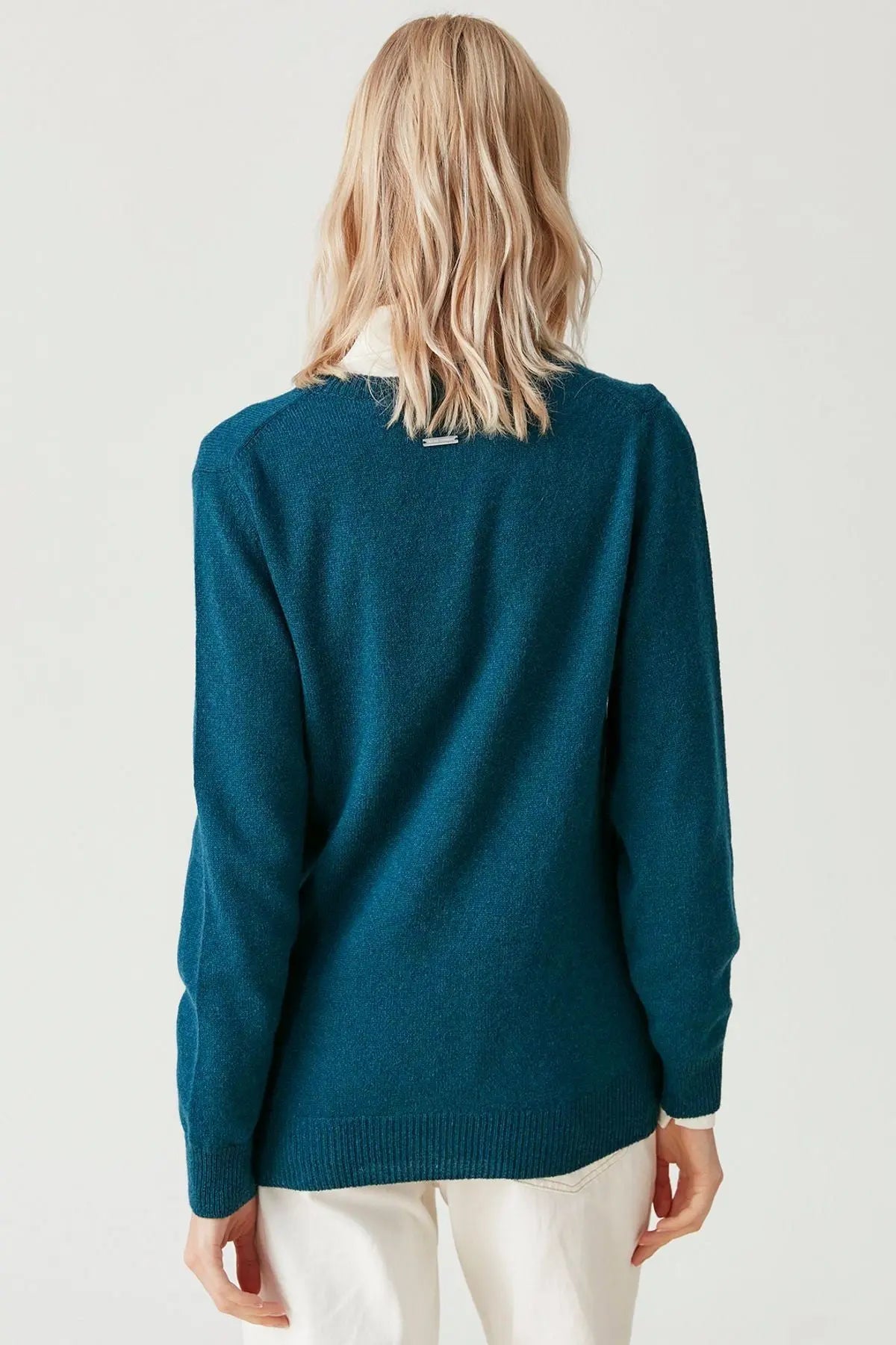 Tavuskusu Saf Kamir Veronique V Yaka Uzun Kollu Kazak Silk and Cashmere