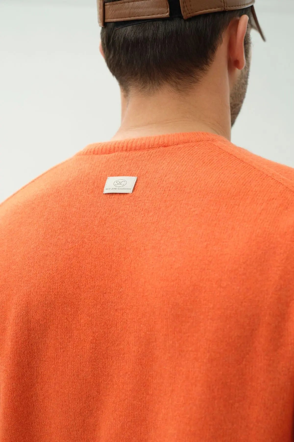 Turuncu Saf Kamir V Yaka Uzun Kollu Vincent Erkek Kazak Silk and Cashmere
