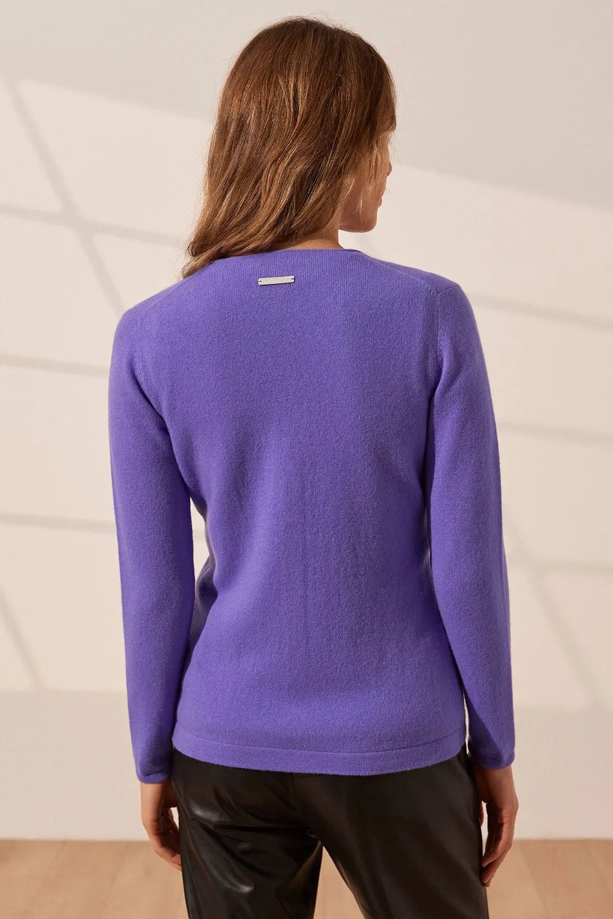 Very Peri Bar Basic Saf Kaşmir V Yaka Kadın Hırka Silk and Cashmere