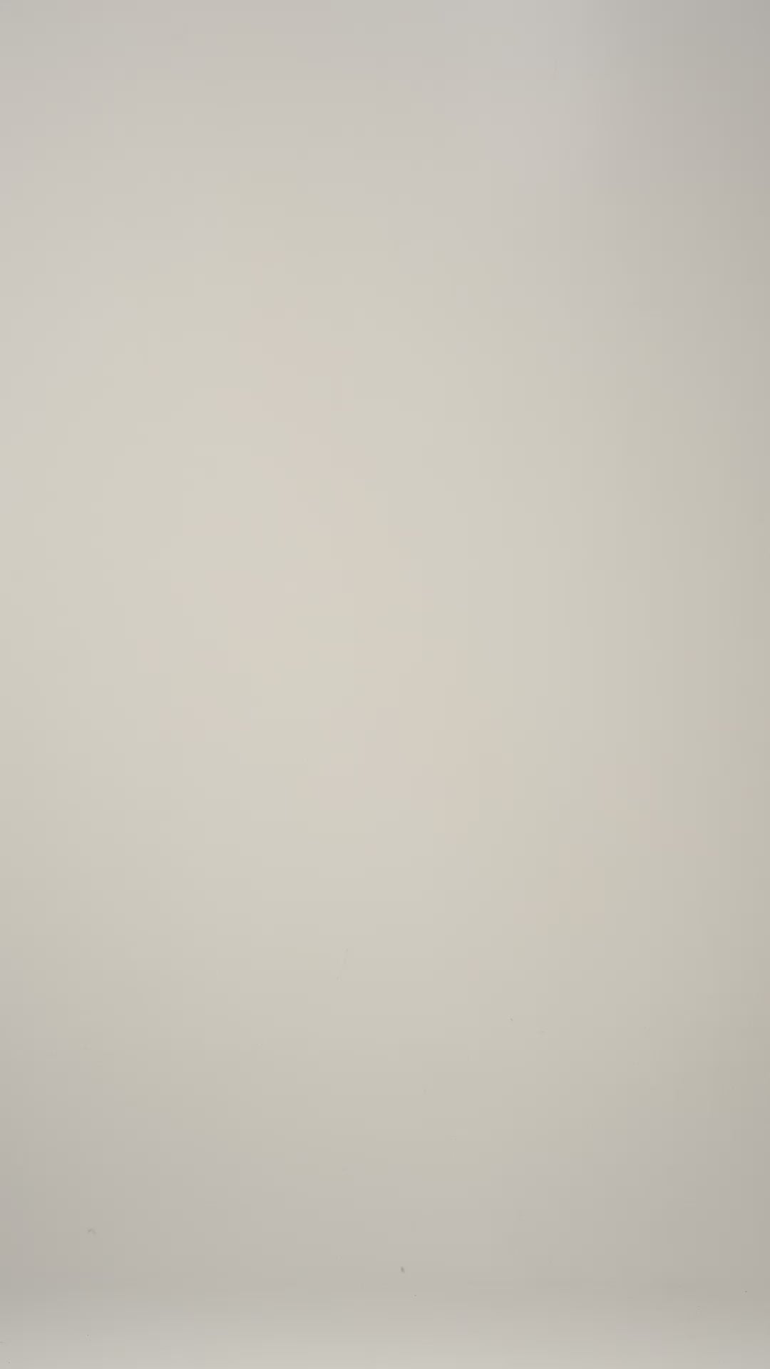 Videoyu yükle: Açık Gri İpek Pamuk Quentin Yuvarlak Yaka Uzun Kollu Erkek Triko Kazak