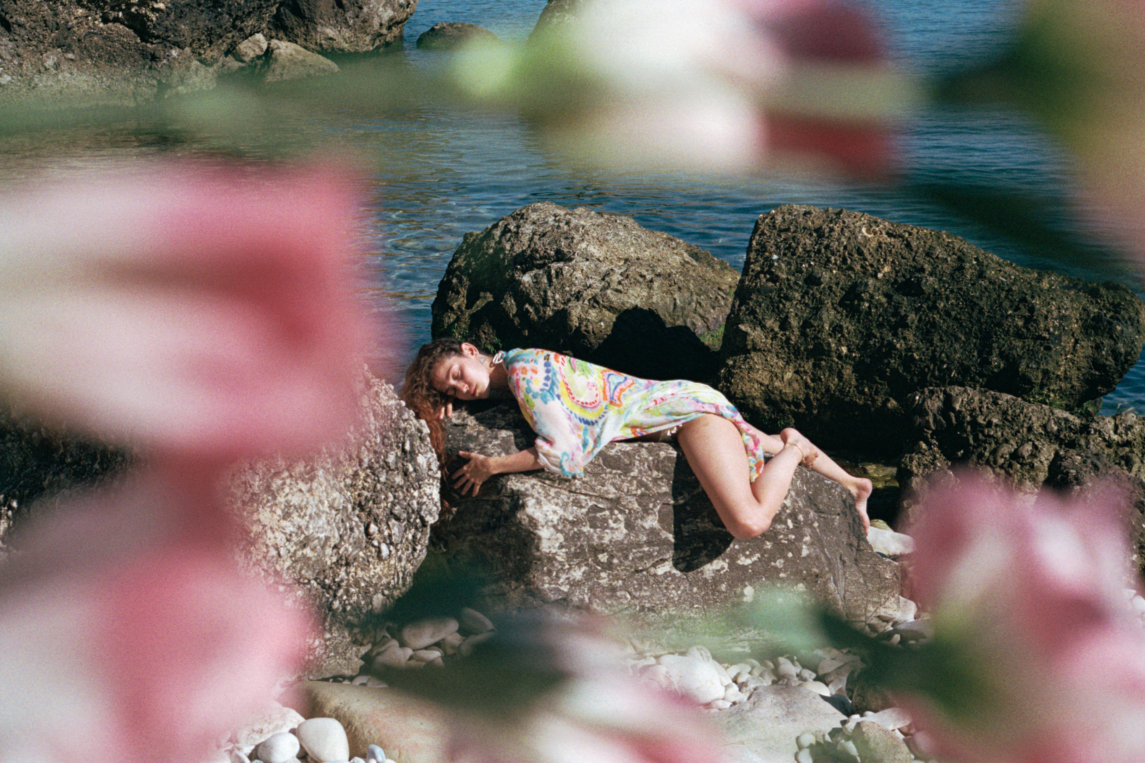 Mercan Jas İpekli Desenli Kısa Kollu Kimono Hırka